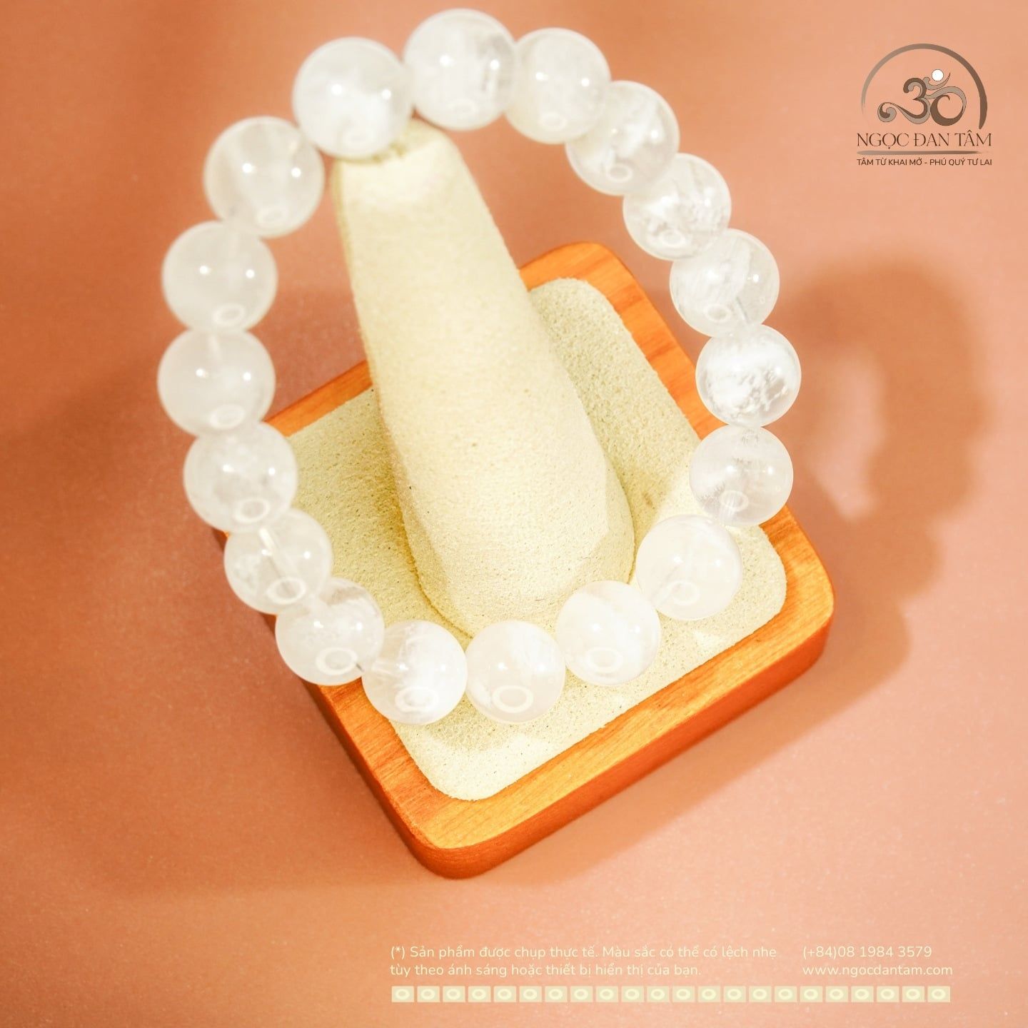  Vòng Tay Thạch Anh Hoa Tuyết 11mm 5A 