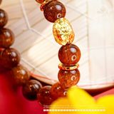  Vòng Tay Thạch Anh Tóc Nâu 11mm Phối Charm Mai Rùa 