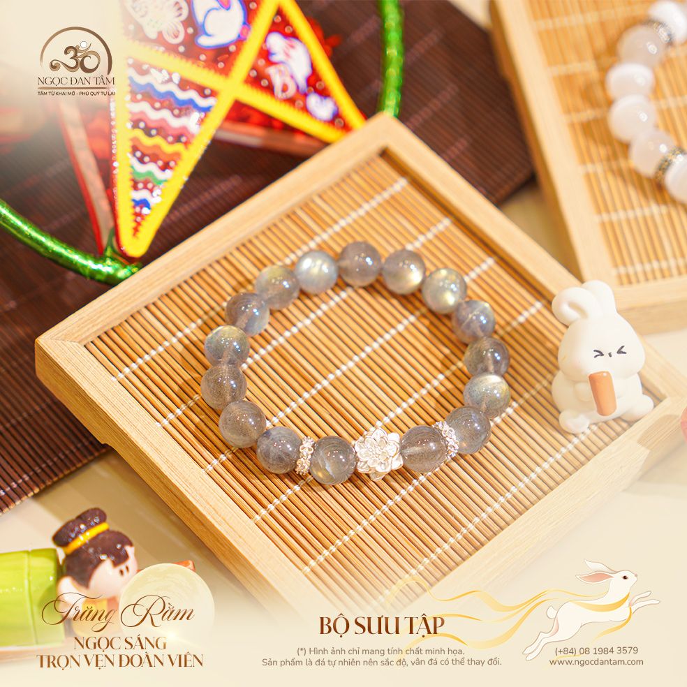  Vòng Tay Đá Xà Cừ Phối Charm Hoa Sen Bạc 