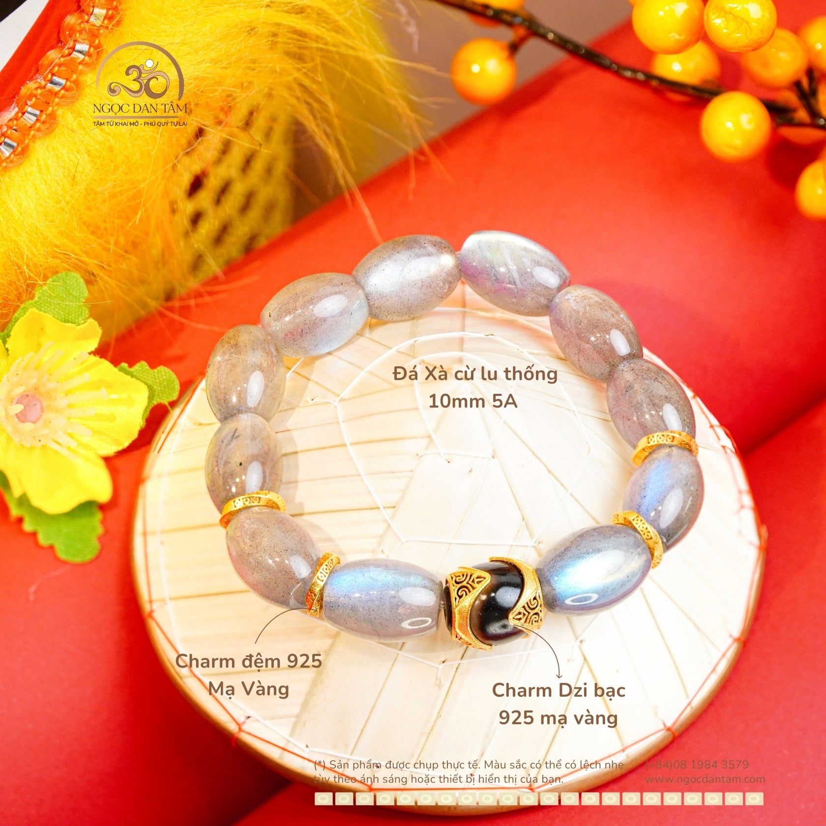  Vòng Tay Nguyệt Quang Lục Tự ( Đá Xà Cừ Lu Thống 10mm Phối Charm ) 