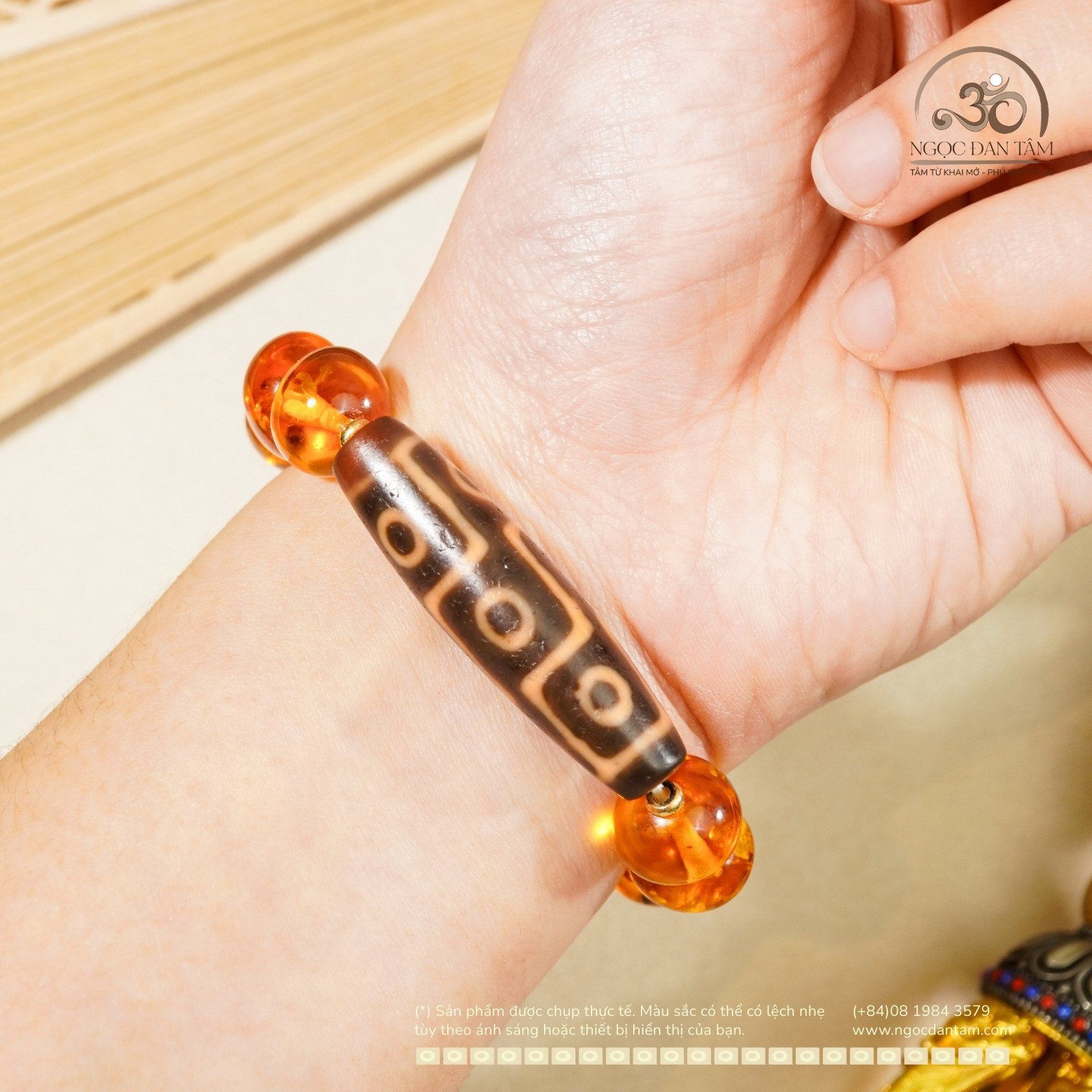  Vòng Tay Dzi 9 Mắt 46x13mm Phối Hổ Phách Cognac 