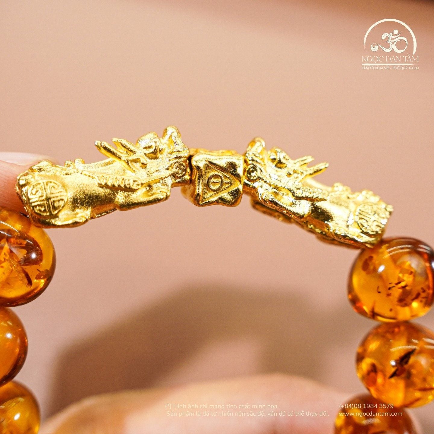  Vòng Tay Hổ Phách Phối Tỳ Hưu 13mm - 14mm 