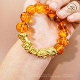  Vòng Tay Hổ Phách Phối Tỳ Hưu 13mm - 14mm 
