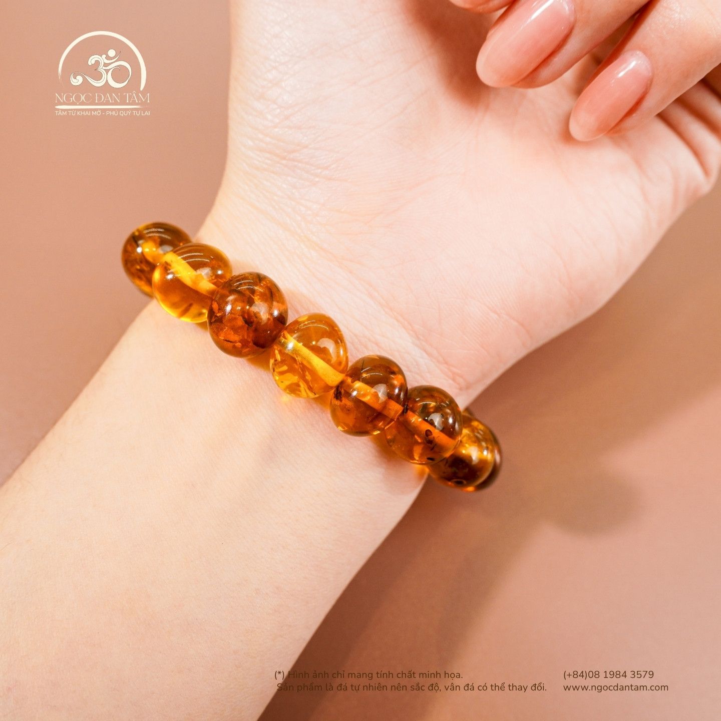 Vòng Tay Hổ Phách Cognac Vô Định Hình 17gram 