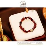  Vòng Tay Huyết Phách Phối Charm Bánh Xe Pháp Luân Nhỏ 