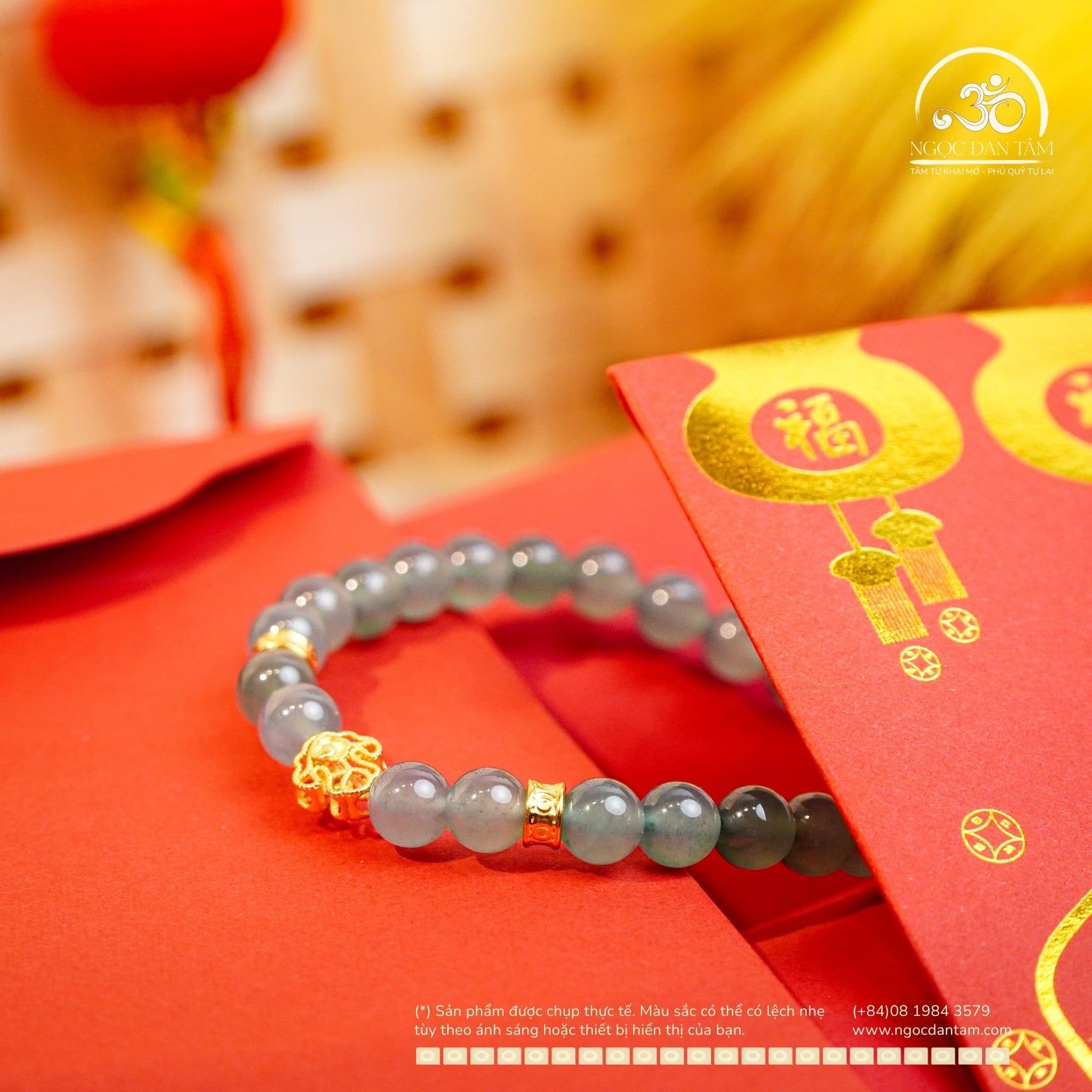  Vòng Tay ngọc Lam Băng 6mm Phối Charm Đuôi Cá 