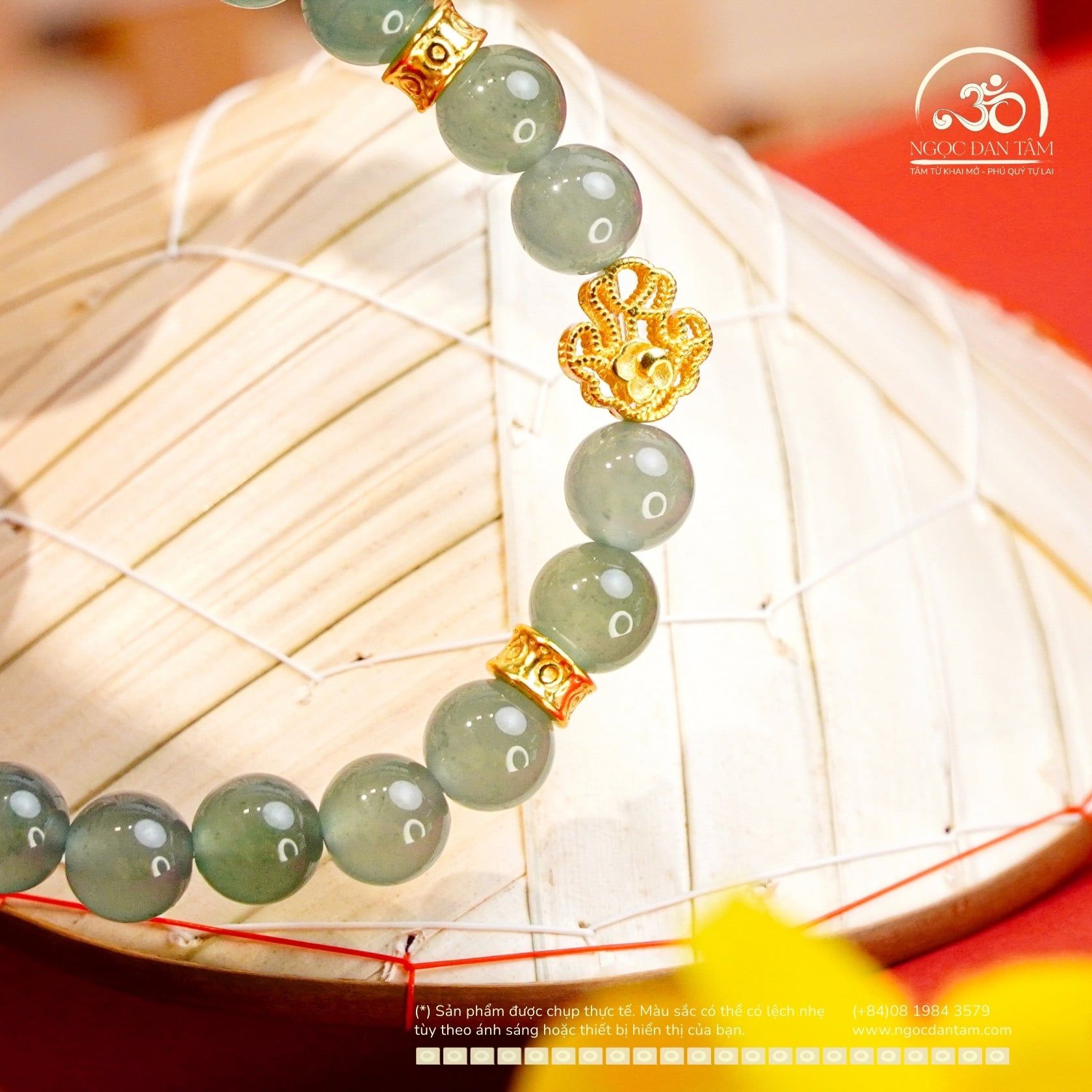  Vòng Tay ngọc Lam Băng 6mm Phối Charm Đuôi Cá 