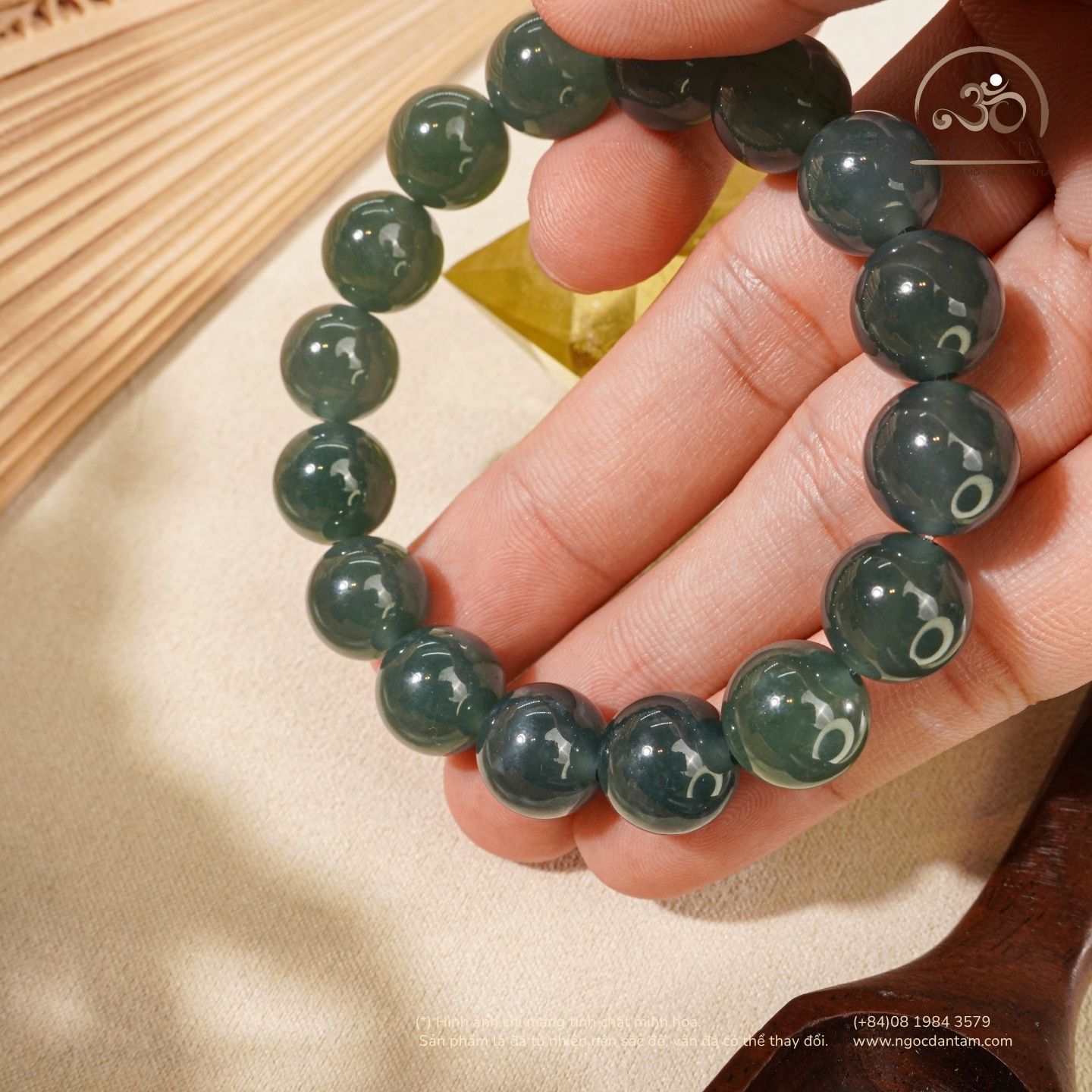  Vòng Tay Phỉ Thuý Băng 12mm 