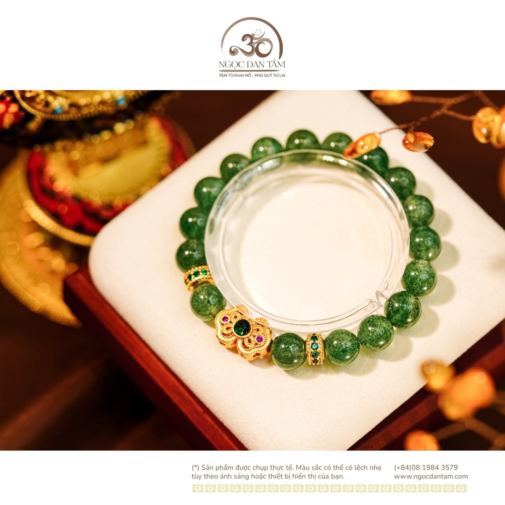  Vòng Tay Thạch Anh Dâu Xanh 10mm 5A Phối Charm Nơ Đính Ngọc Lục Bảo 
