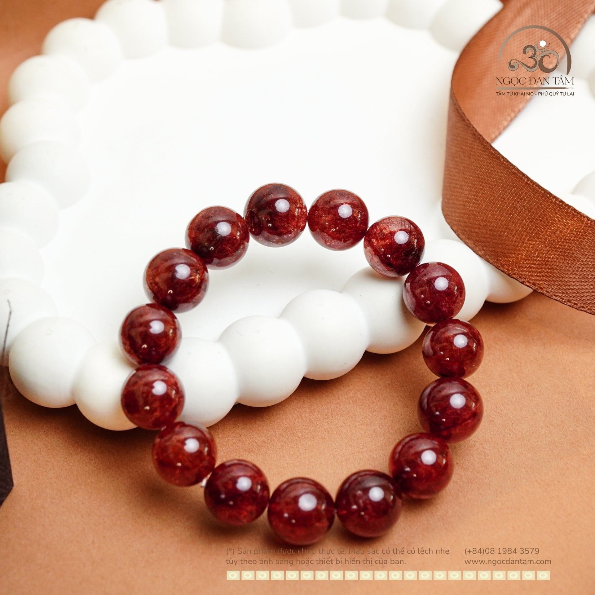  Vòng tay Thạch Anh Tóc Đỏ 12mm 8A 