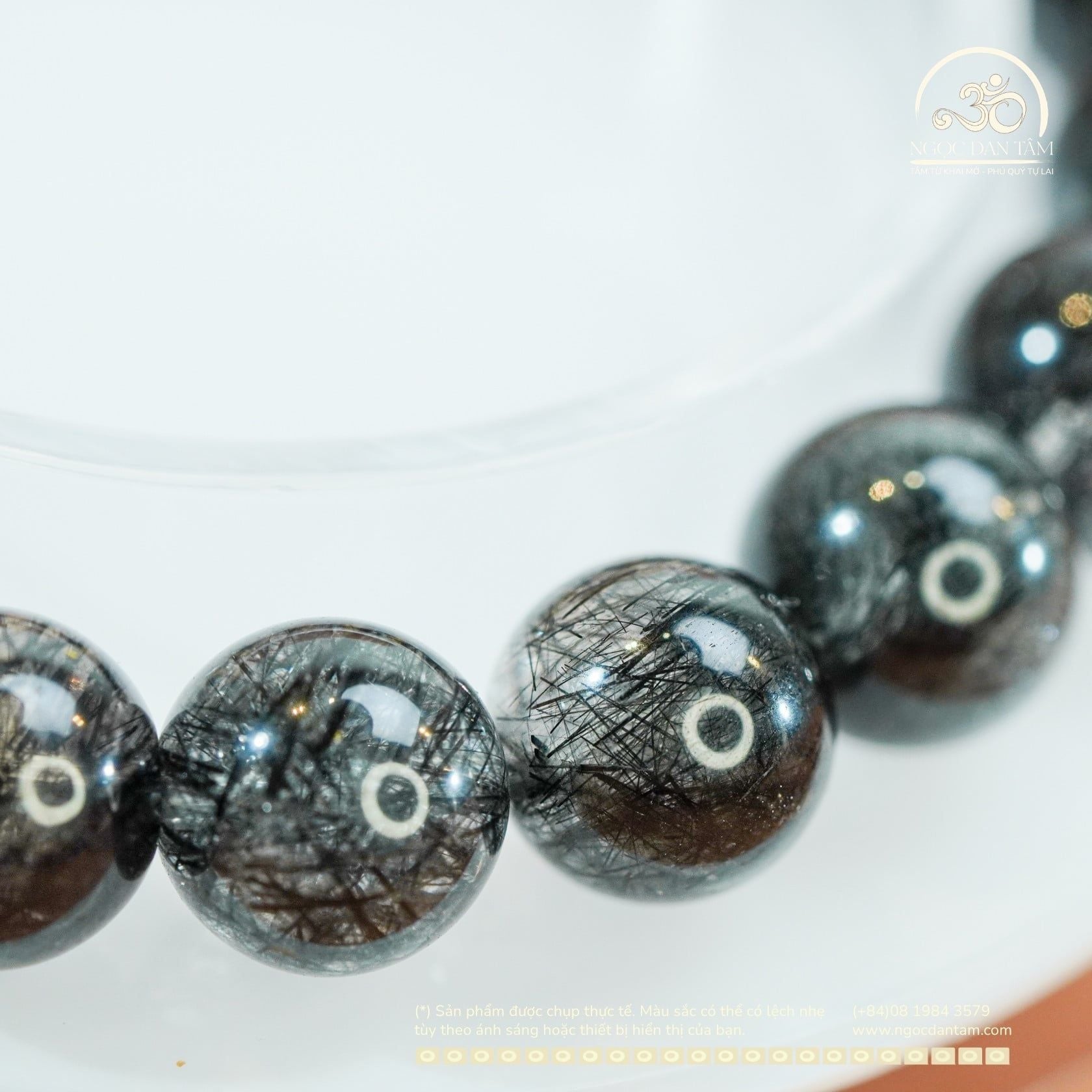  Vòng Tay Thạch Anh Đen 10mm 7A Phối Charm Đài Sen Mạ Vàng 