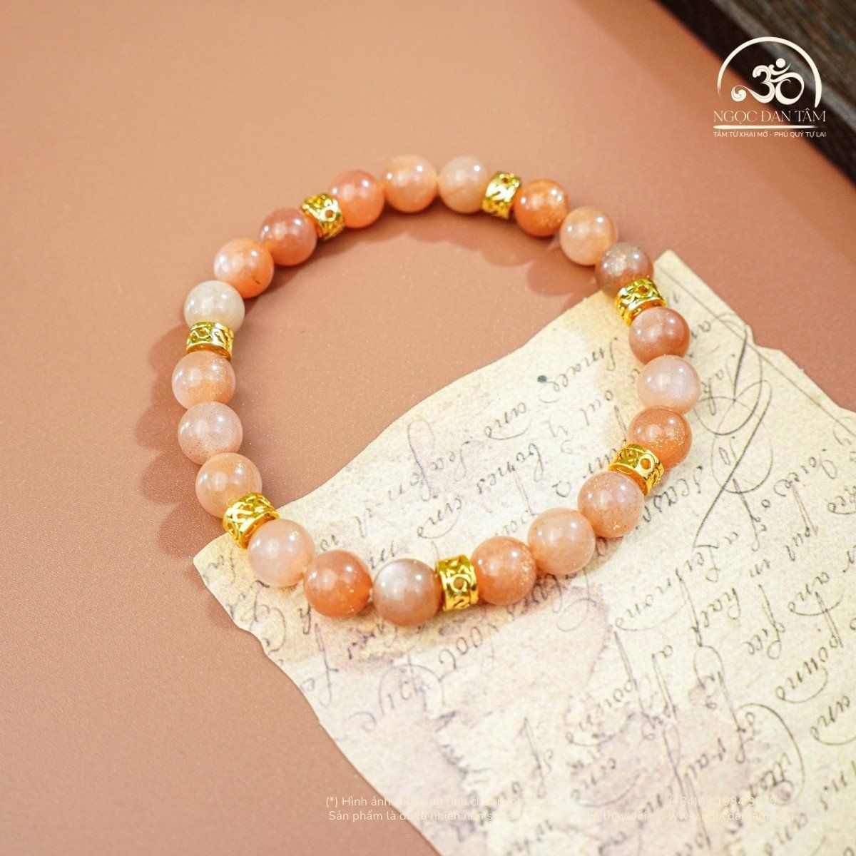  Vòng Tay Đá Mặt Trời 7mm 3A Phối Charm Đồng Tiền 