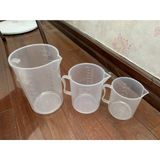 Ca nhựa chia vạch đinh lượng đong hóa chất, chất lỏng, pha chế 2000ml