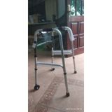 Khung inox tập đi bánh lớn