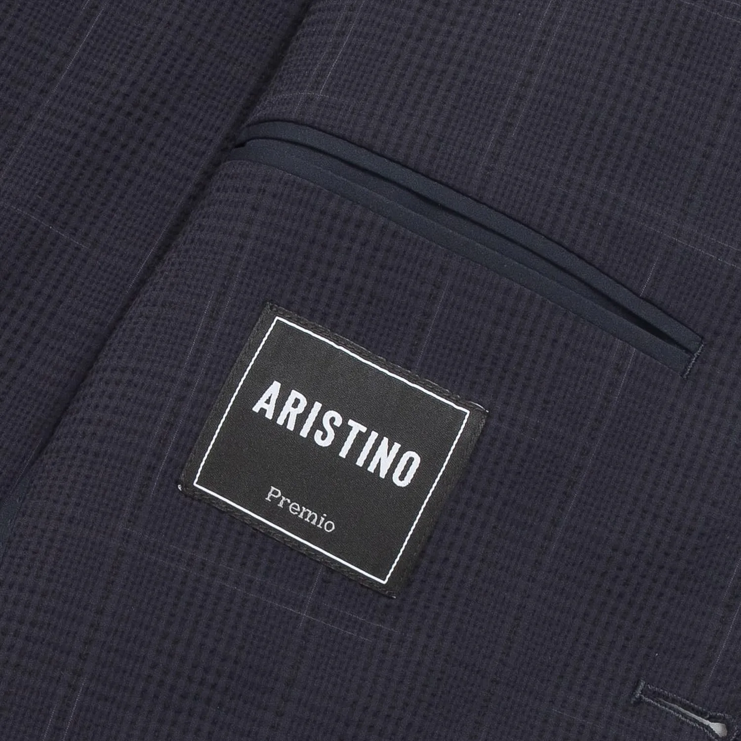 Dildo bilan shahar boylab sayr qilish