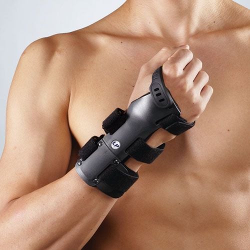 Đai nẹp cứng bào vệ cổ tay chuyên dụng