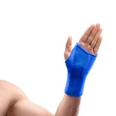 Đai nẹp cố định cổ tay chuyên sâu COOLPRENE™