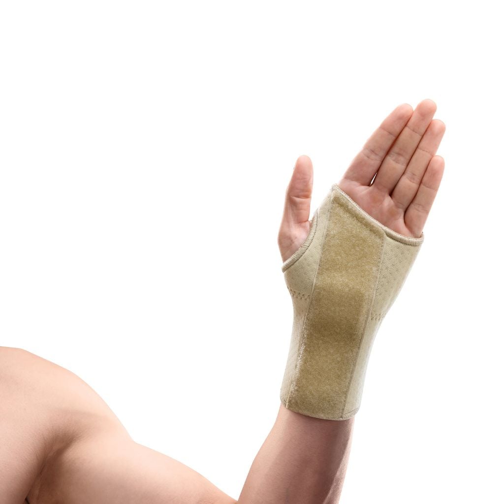 Đai nẹp cố định cổ tay chuyên sâu COOLPRENE™
