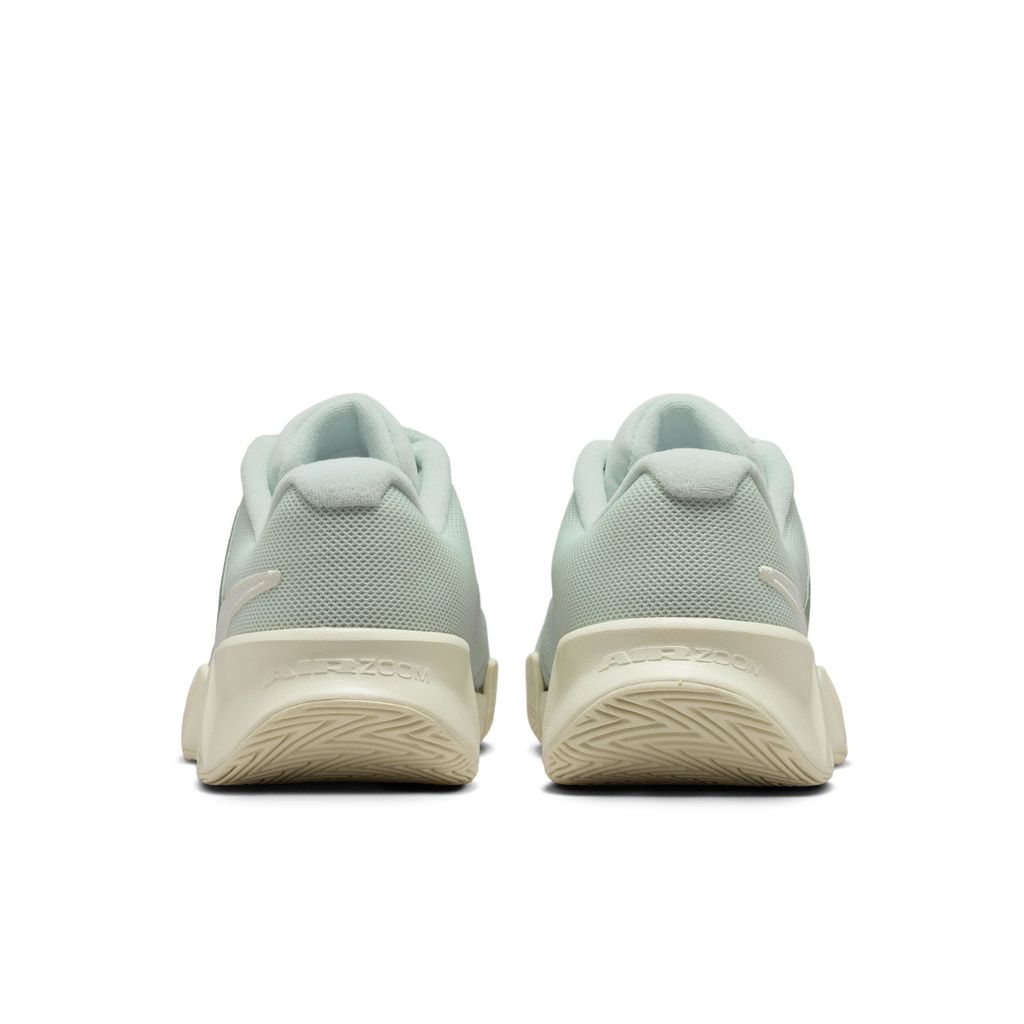 Giày W ZOOM GP CHALLENGE PRO HC - WHITE-BARELY GREEN