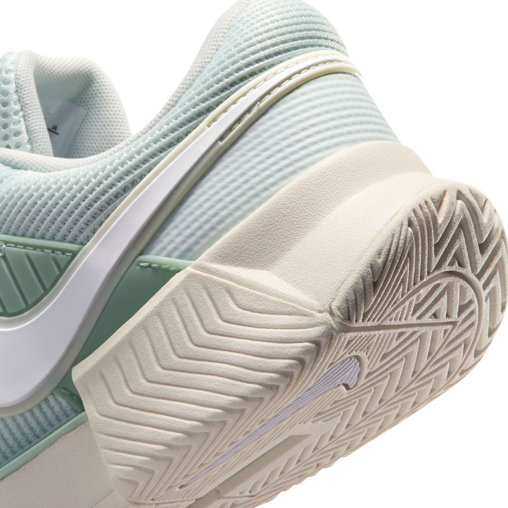 Giày W ZOOM GP CHALLENGE 1.5 HC - BARELY GREEN