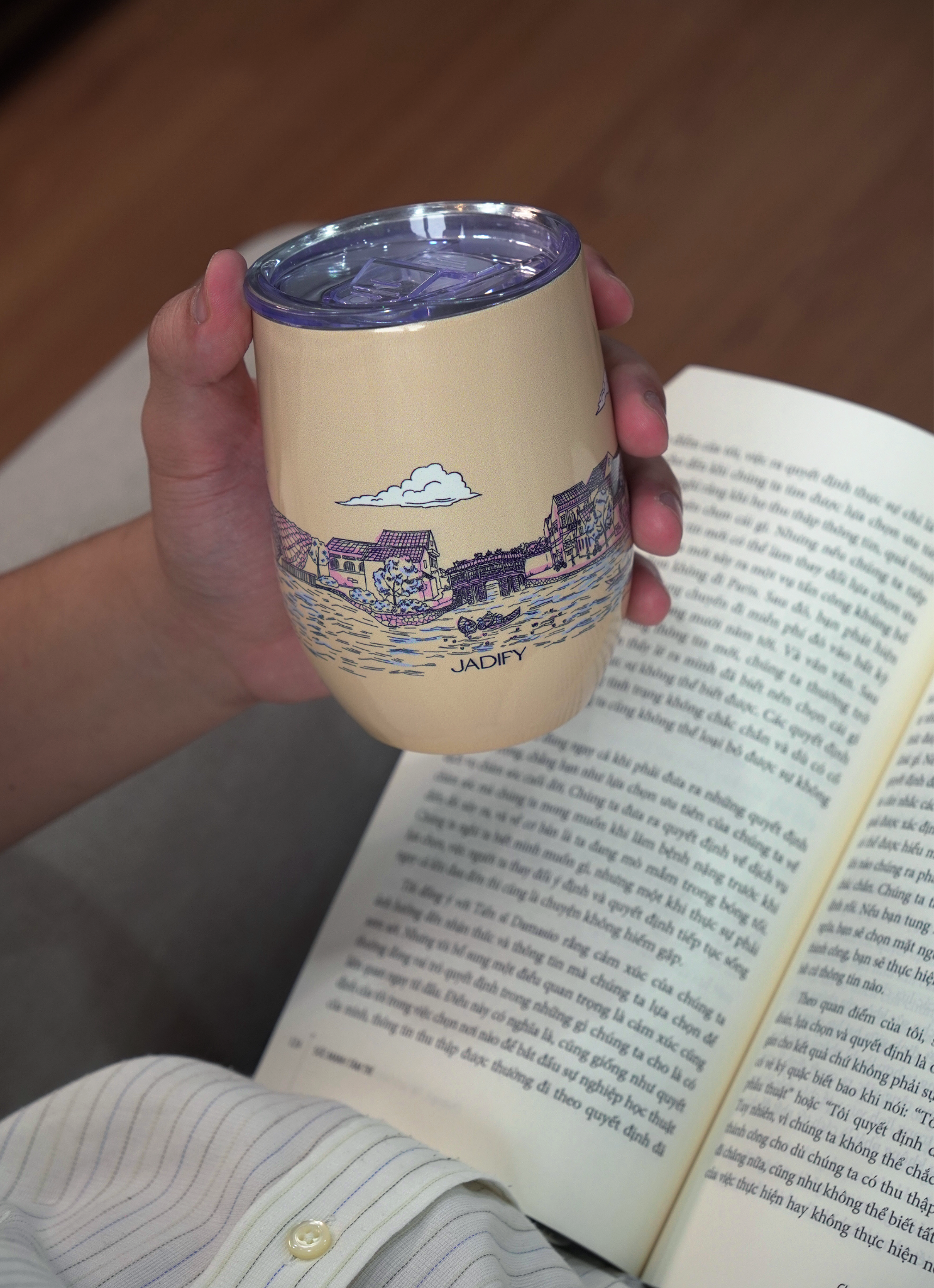 Cốc Giữ Nhiệt Ký Ức Miền Trung - Eggy Cup Echoes Of Central Heritage - 350ml - Jadify 