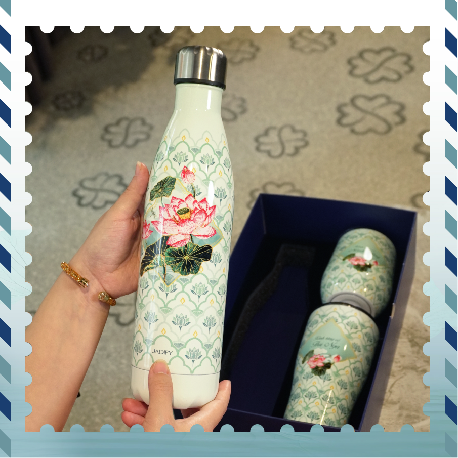  Bình Giữ Nhiệt Hoa Sen - Liên Hoa Đồng Tụ - Wavy Bottle "Lotus Convergence" – 750ml - Jadify 