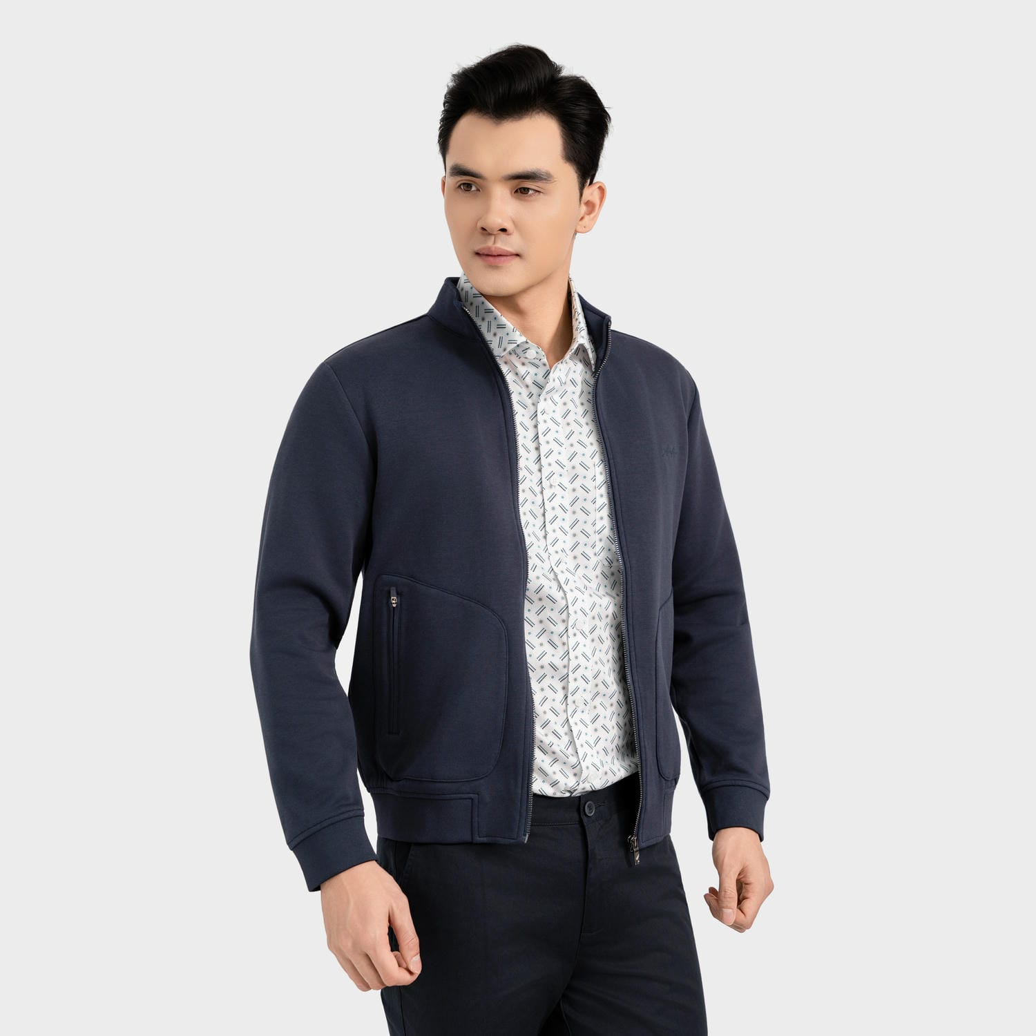 Áo Khoác 1 Lớp Nam Xanh Tím Than Aristino Regular Fit AJK001EDP01