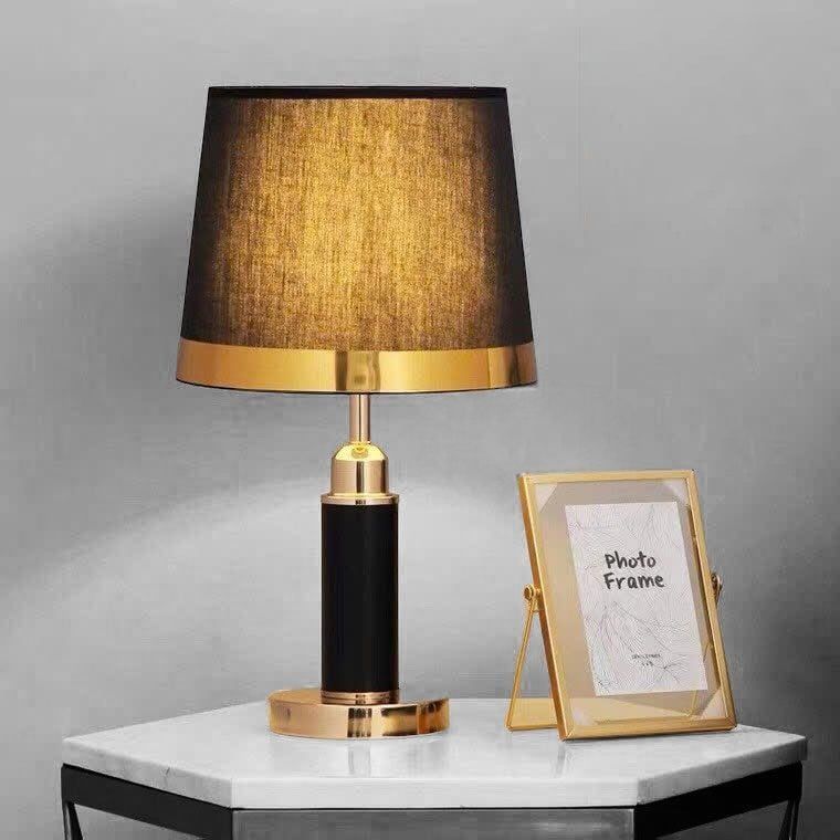  Đèn Để Bàn HH6195 
