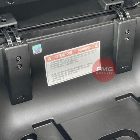 Thùng Đồ 32L Piaggio Liberty - 1B012232 chính hãng tại FMG Mobility | Motoplex Hanoi