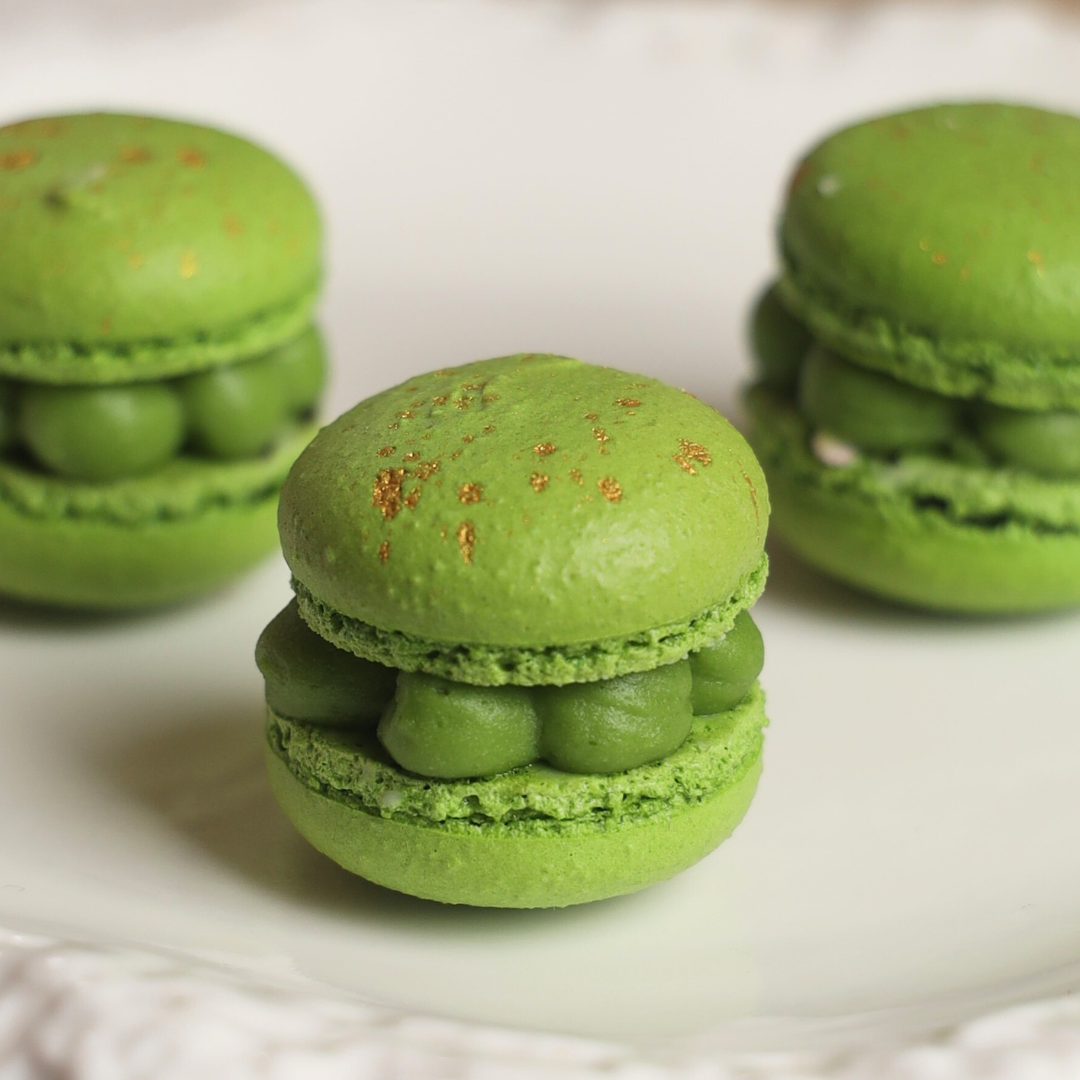  Matcha Macaron 