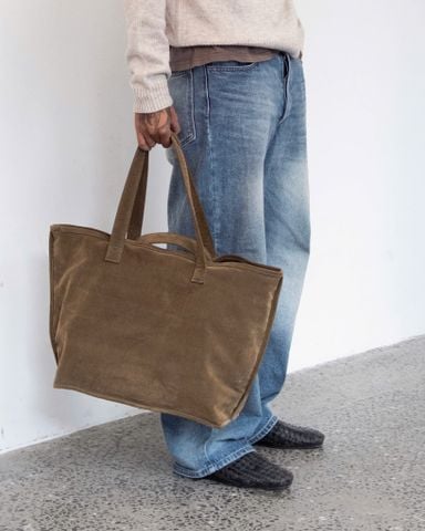  Andiamo Faux Leather Tote Bag - Mocha Suede 