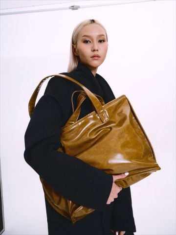  Andiamo Faux Leather Tote Bag - Caramel 