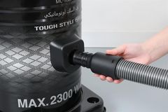 Máy hút bụi công nghiệp Panasonic MC-YL637SN49