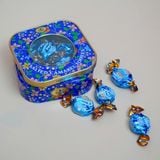 Kẹo Bơ Sữa Walker's Toffees hộp thiếc 125g