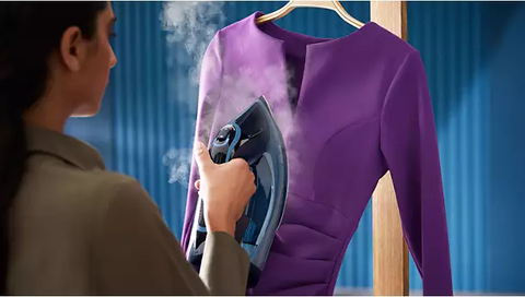 Bàn ủi hơi nước Philips Azur Series 8000 DST8041/80