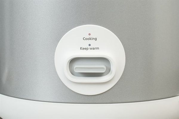 Nồi cơm điện Philips HD3008/30