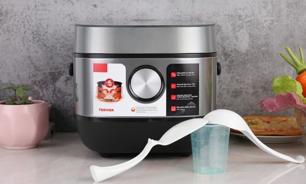 NỒI CƠM ĐIỆN CAO TẦN TOSHIBA RC-18IP1PV