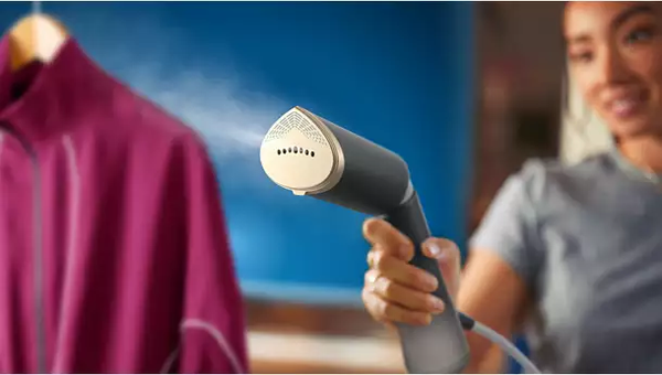 Bàn ủi hơi nước cầm tay Series 5000 Philips STH5030/80