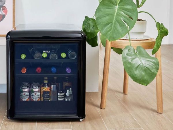 TỦ ƯỚP RƯỢU KADEKA KP115ER