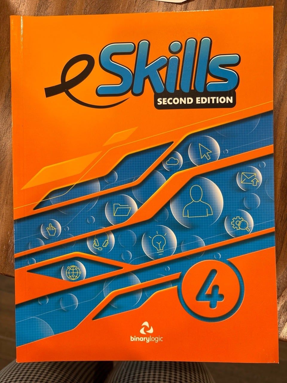  Eskills 4 V2 En Sb 