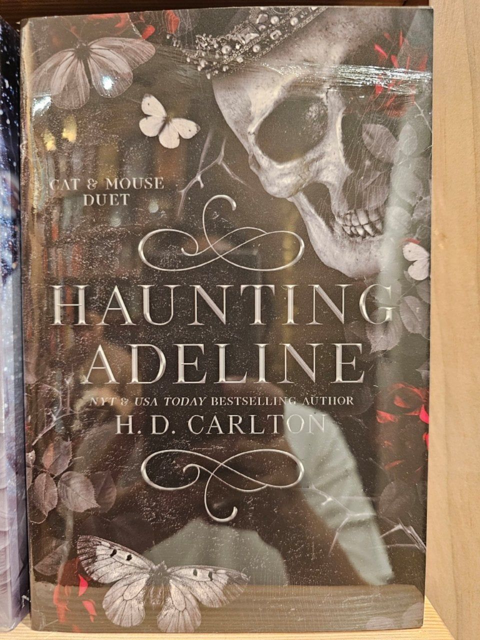  Haunting Adeline (Cat and Mouse, #1) 