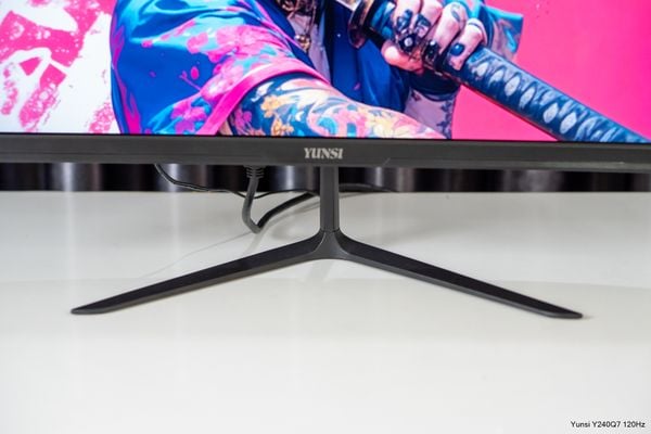 Yunsi Y240Q7 24 inch (100Hz, VA, 1ms, FHD, Cong nhẹ) - Màu đen