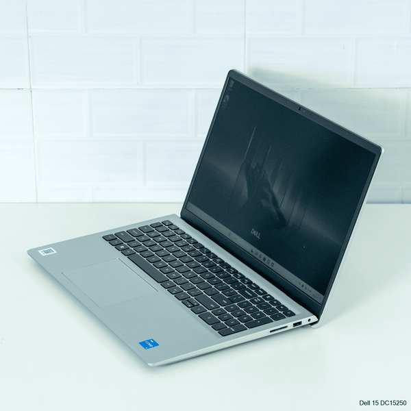 Laptop Dell 15 DC15250 (Core i5 1334U, 8GB, SSD 512GB, 15.6 inch FHD)