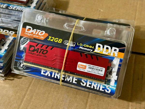 Ram Desktop 32G bus 3200 Dato Extreme có tản thép - Màu đỏ