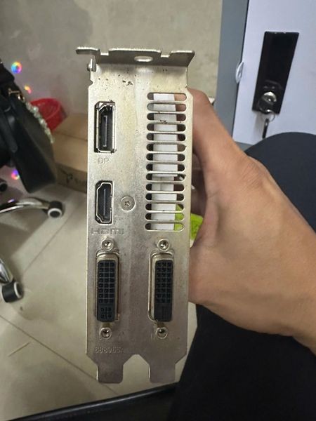 Card màn hình GeForce GTX 950 2GD5 MSI - 2ND BH 01 tháng