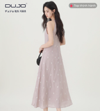  Váy Voan Thêu Hoa Cổ Yếm – Bay Bổng & Thanh Khiết 