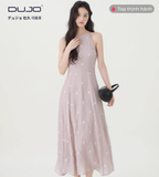  Váy Voan Thêu Hoa Cổ Yếm – Bay Bổng & Thanh Khiết 