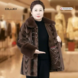  Một chiếc áo ấm – gửi trọn thương yêu cho mẹ 