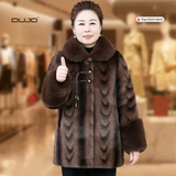  Một chiếc áo ấm – gửi trọn thương yêu cho mẹ 