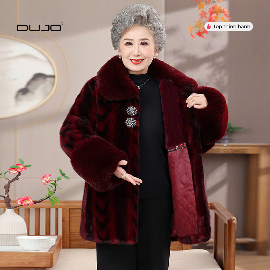  Áo nhung lót lông dày dặn tặng mẹ dịp Tết 